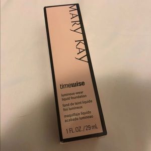 Mary Kay Foundation Ivory 3